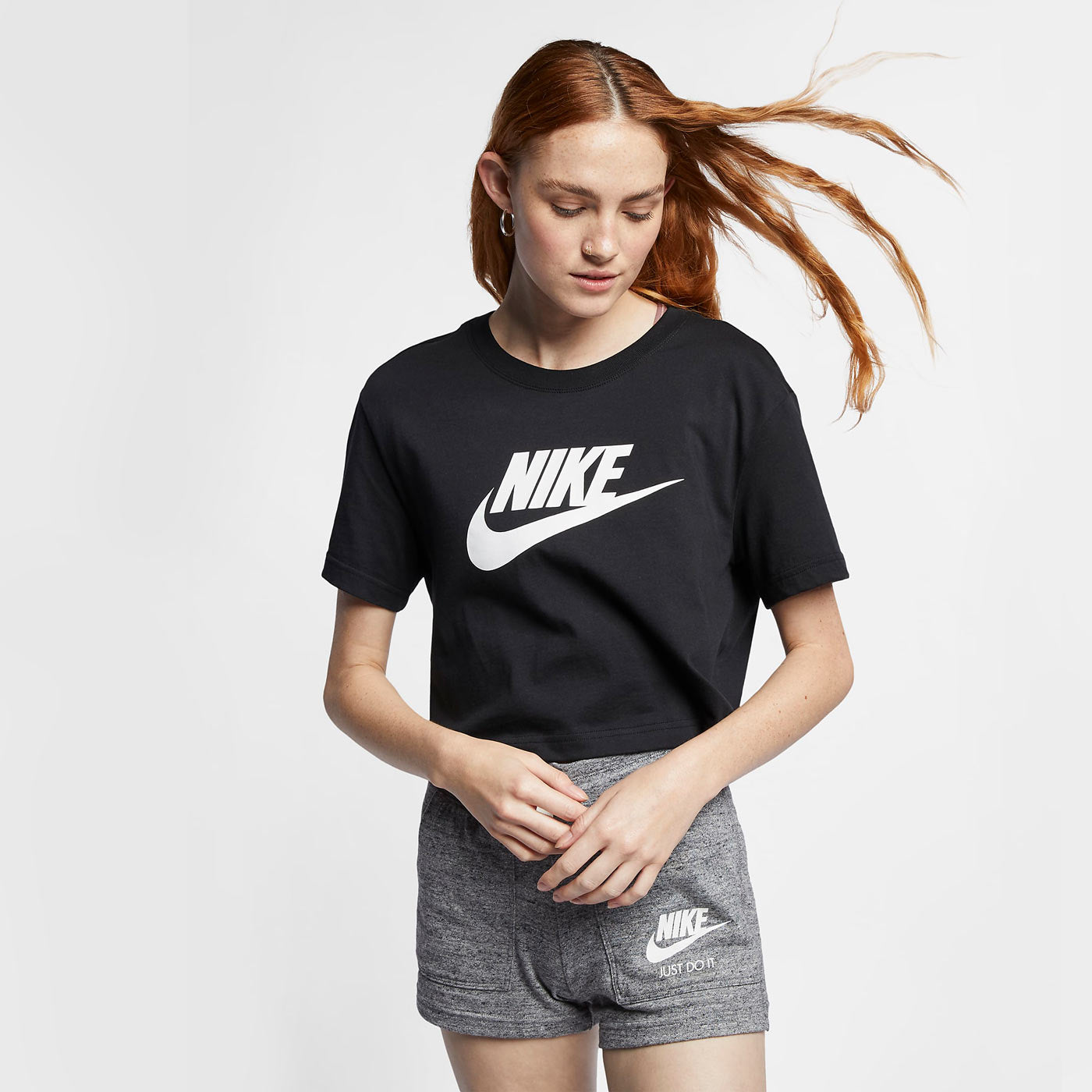 Nike Sportswear T-Shirt Black – Brands Democracy